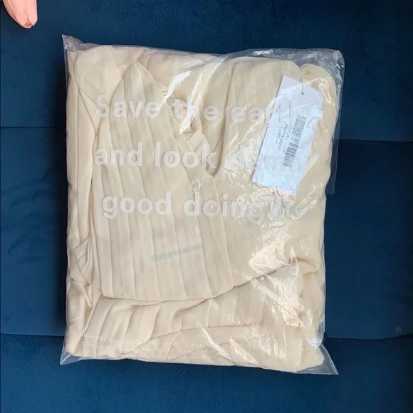 Reformation Rafina dress - Picture 15 of 16